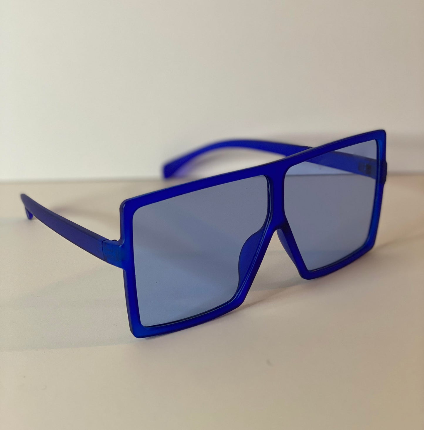 SQUARE FRAMES